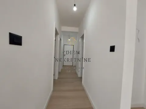 Sale, two bedroom apartment, 55m², Dobrota, Kotor - image 2