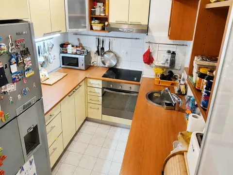 Sale, two bedroom apartment, 80m², Malo Brdo, Podgorica - image 3