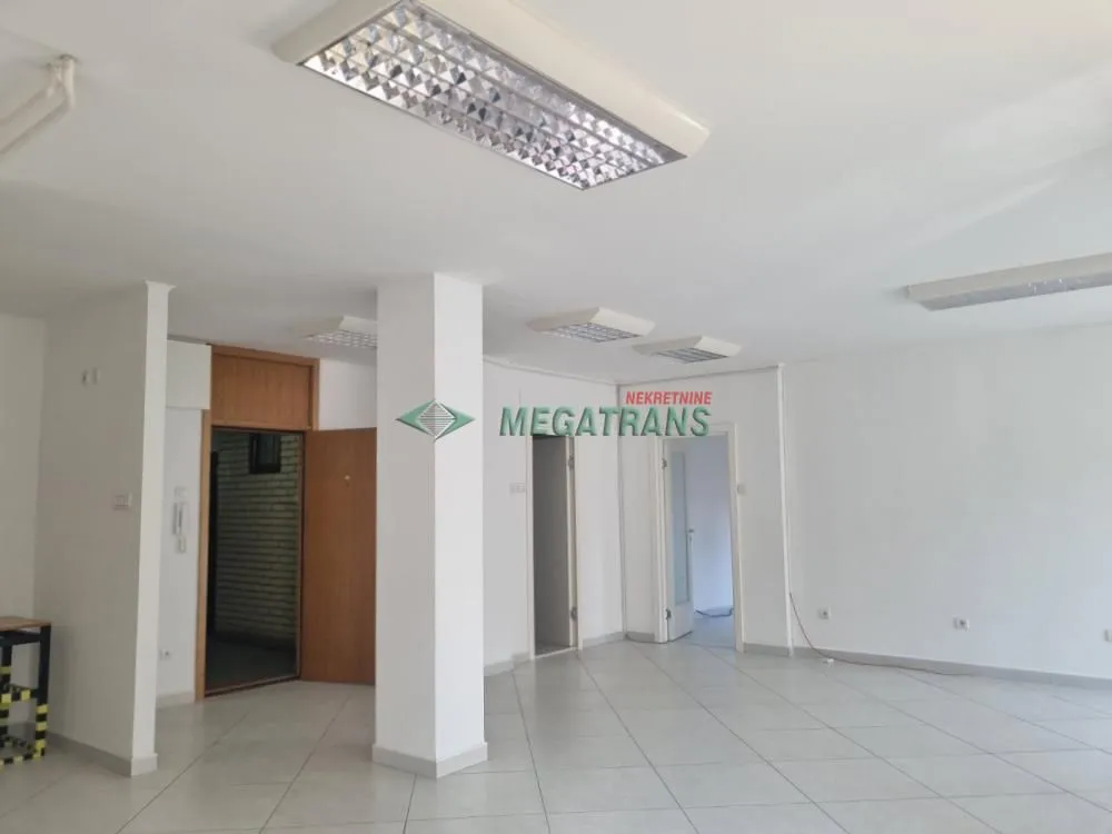 Izdavanje, dvosoban stan, 70m², Liman 2, Novi Sad Sve Podlokacije