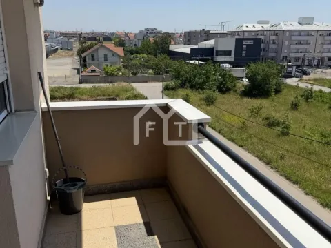 Rent, two bedroom apartment, 38m², Ledine, Beograd - image 20