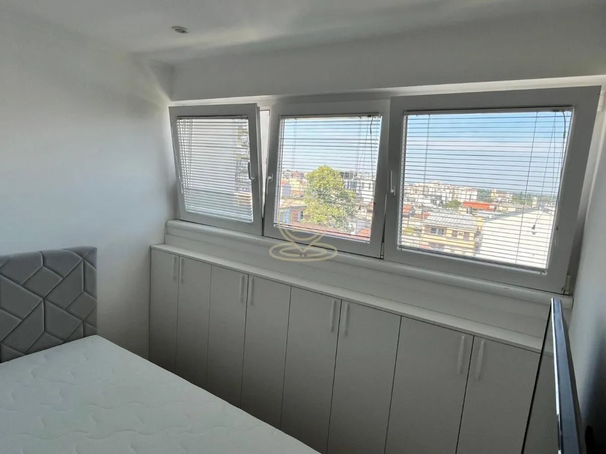 Rent, two bedroom apartment, 45m², Stari Grad, Beograd