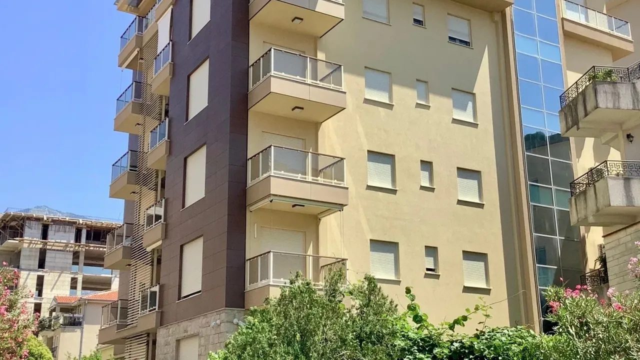 Sale, three bedroom apartment, 58m², Centar, Budva