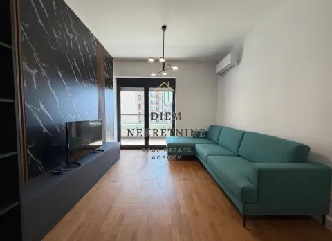Rent, one bedroom apartment, 53m², Centar, Bar - image 14
