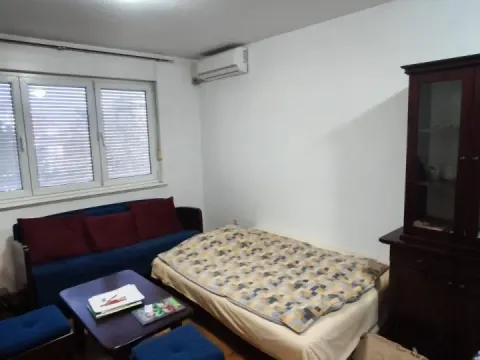 Izdavanje, garsonjera, 26m², Grbavica, Novi Sad Sve Podlokacije - image 3