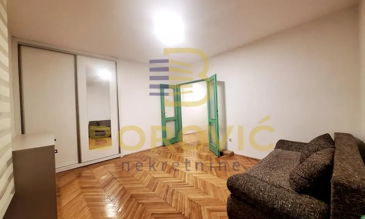 Izdavanje, dvosoban stan, 51m², Vidikovački venac, Rakovica