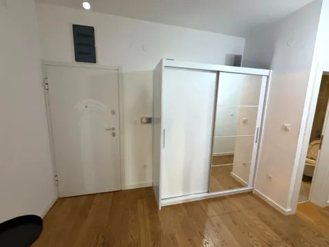 Prodaja, stan, 78m², Vezirov Most, Podgorica - image 13