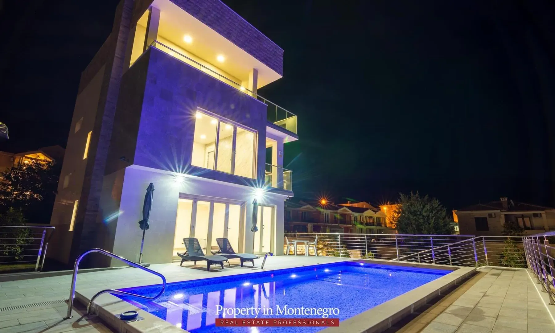 Sale, house, 400m², Bečići, Budva