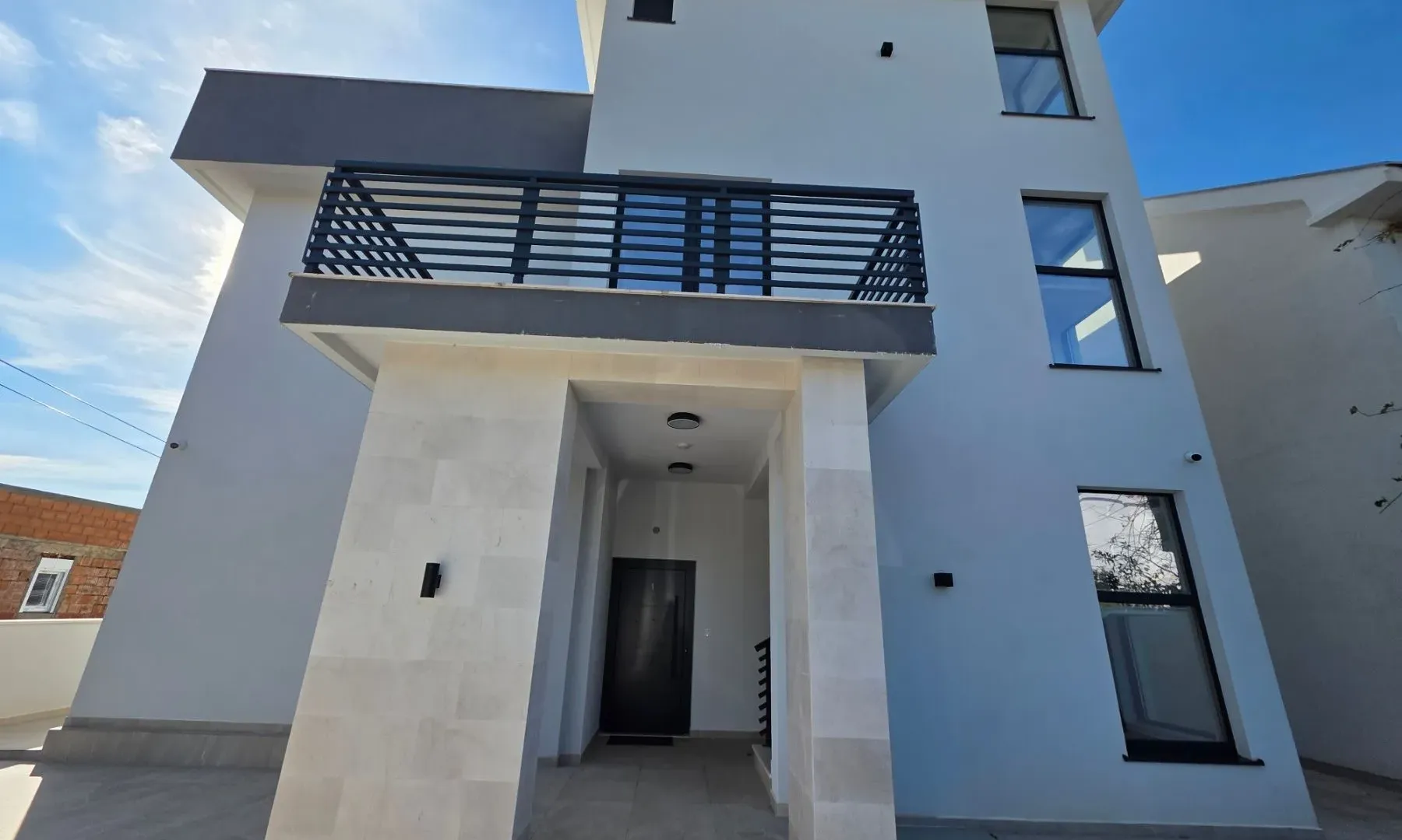 Prodaja, kuća, 380m², Krimovica, Kotor