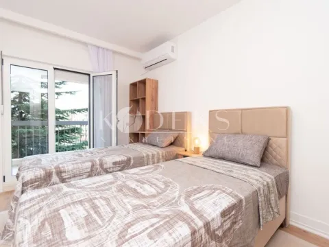 Izdavanje, dvosoban stan, 86m², Centar, Podgorica - image 11