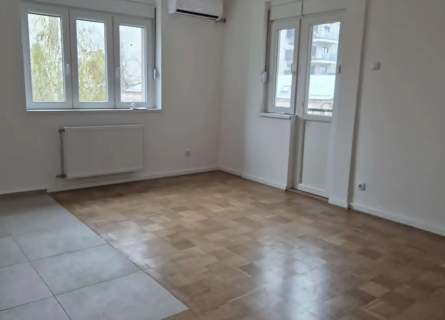Sale, three bedroom apartment, 60m², Voždovac Sve Podlokacije, Beograd