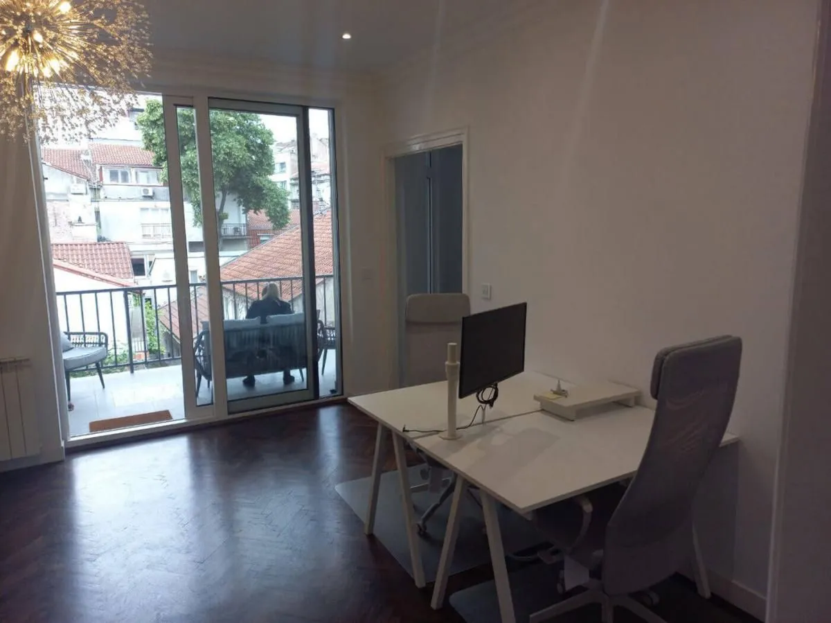 Izdavanje, četvorosoban stan, 112m², Kalenić Pijaca, Vračar Sve Podlokacije