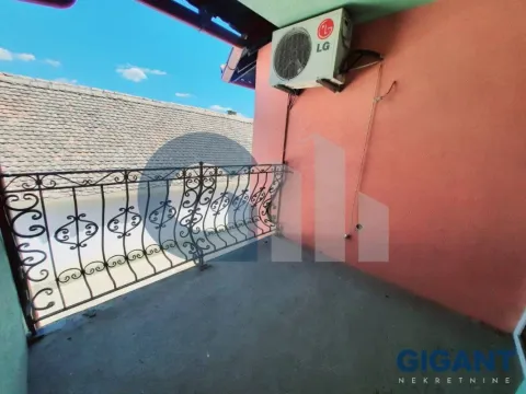 Sale, house, 355m², Surčin (mesto), Surčin - image 15