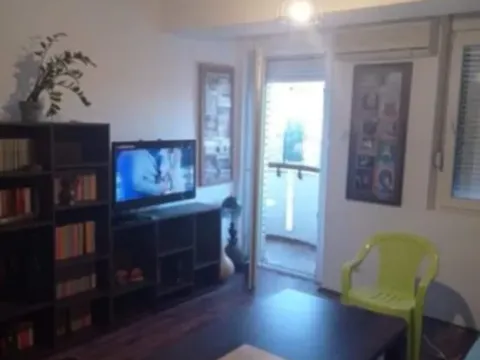 Izdavanje, jednosoban stan, 38m², Centar, Podgorica - image 4