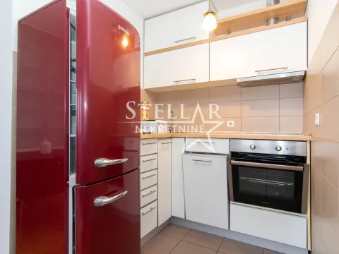 Rent, one bedroom apartment, 42m², Blok 9, Podgorica - image 4