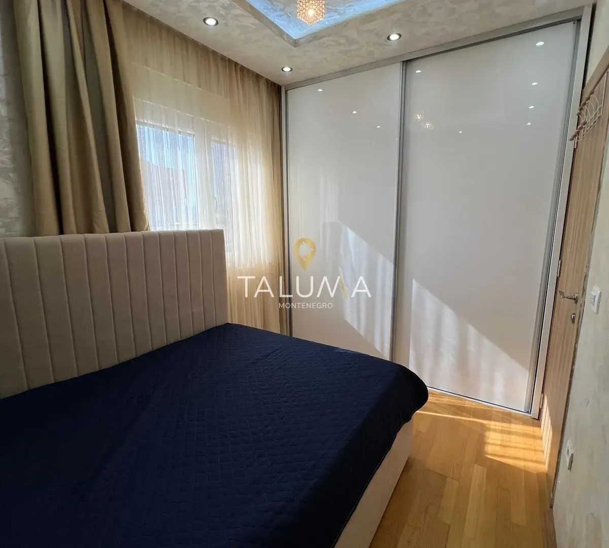 Rent, three bedroom apartment, 100m², Stari Aerodrom, Podgorica