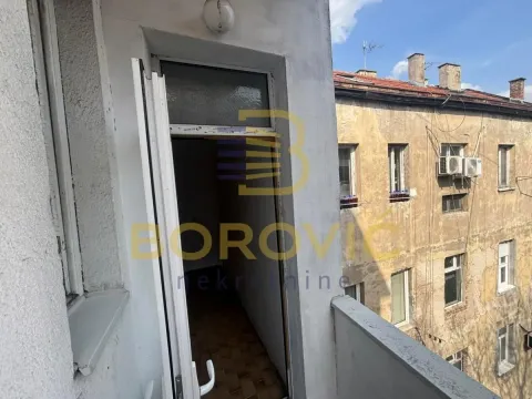 Rent, three bedroom apartment, 70m², Palilula Sve Podlokacije, Beograd - image 12