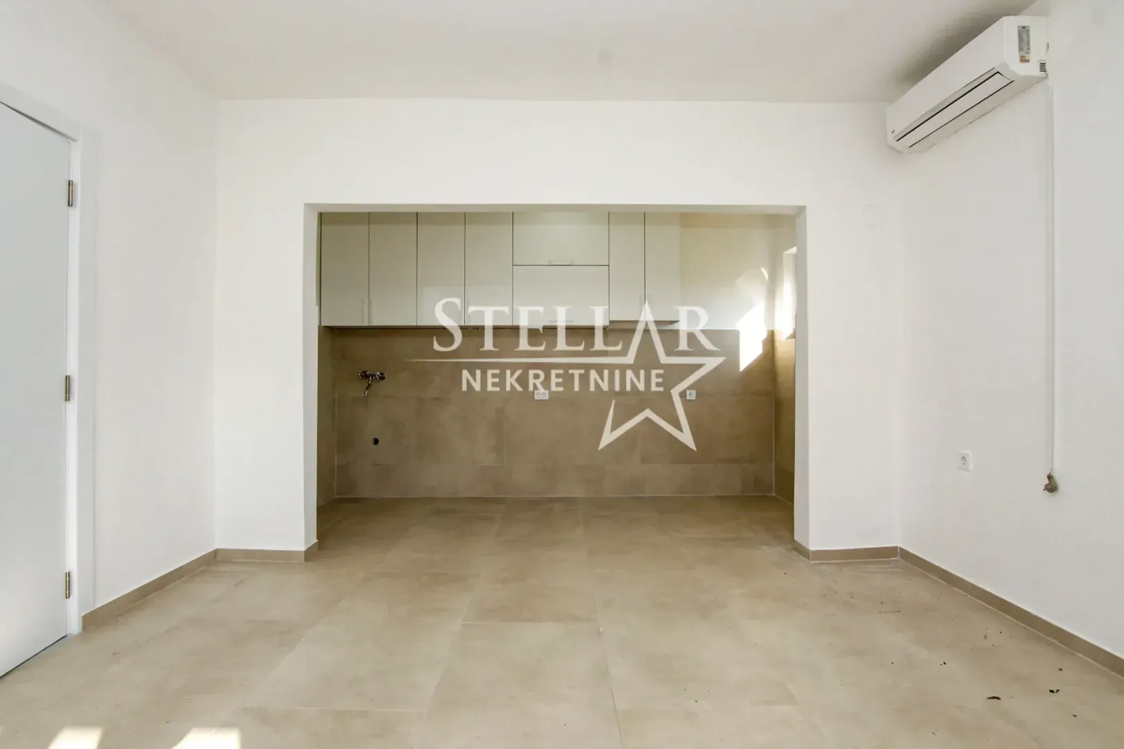 Rent, office space, 80m², Gornja Gorica, Podgorica