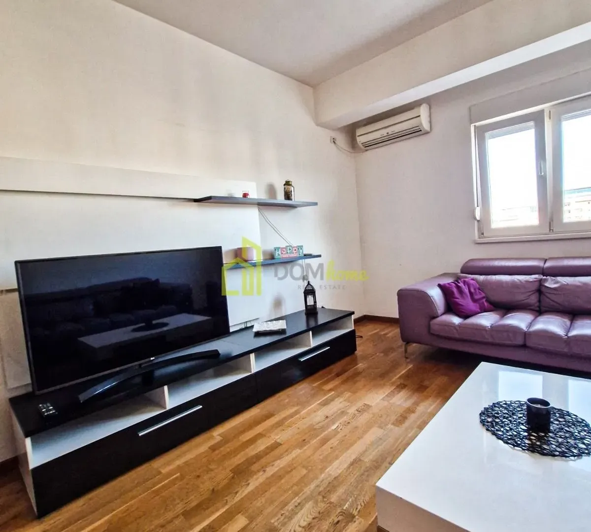 Rent, one bedroom apartment, 54m², City Kvart, Podgorica