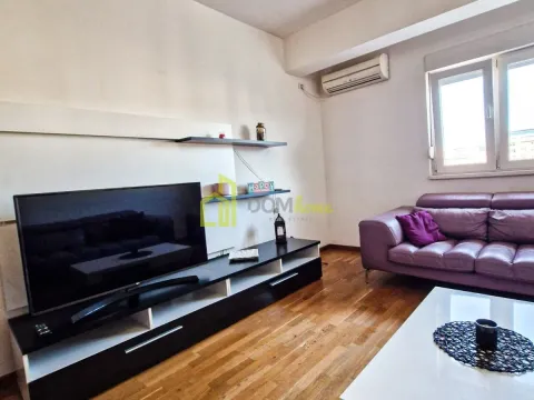 Rent, one bedroom apartment, 54m², City Kvart, Podgorica - image 6