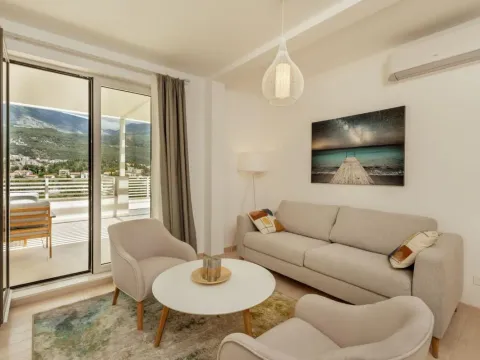 Prodaja, jednosoban stan, 57m², Herceg Novi, Crna Gora - image 14