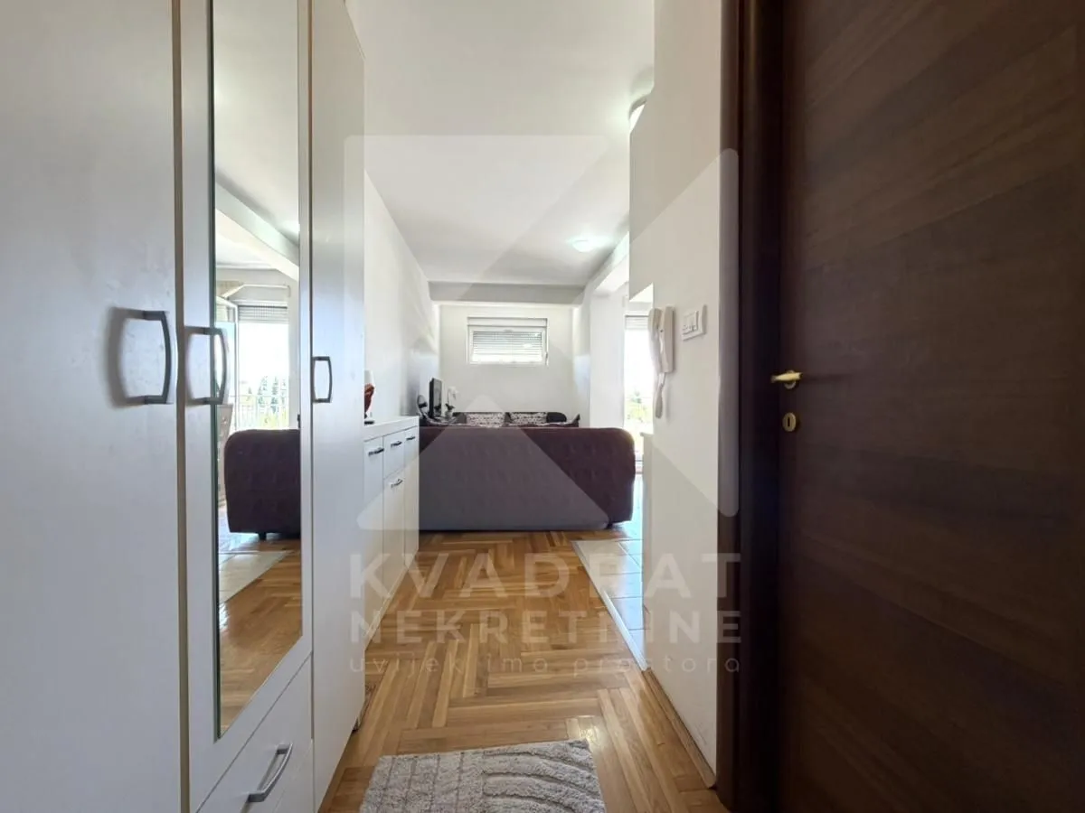 Izdavanje, garsonjera, 29m², Tuški Put, Podgorica