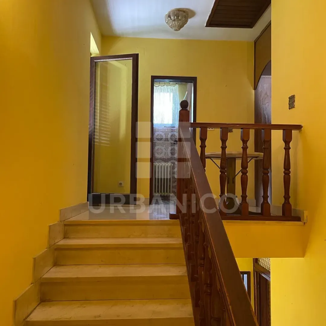 Sale, house, 220m², Centar, Cetinje