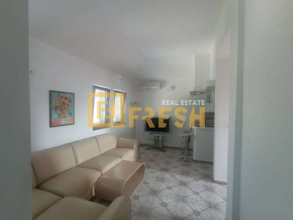 Prodaja, kuća, 423m², Donja Gorica, Podgorica