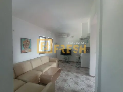 Prodaja, kuća, 423m², Donja Gorica, Podgorica - image 23