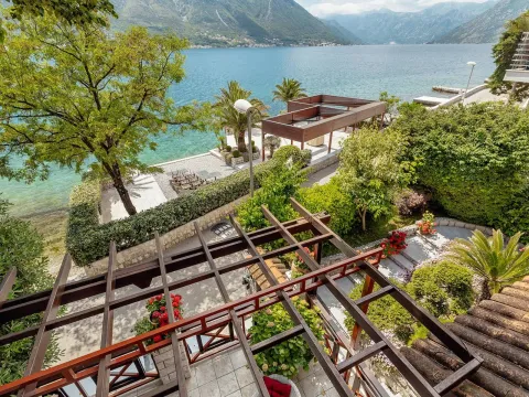 Sale, house, 354m², Kotor, Crna Gora - image 22
