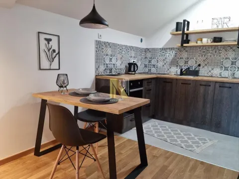 Izdavanje, jednosoban stan, 38m², Grbavica, Novi Sad Sve Podlokacije - image 3