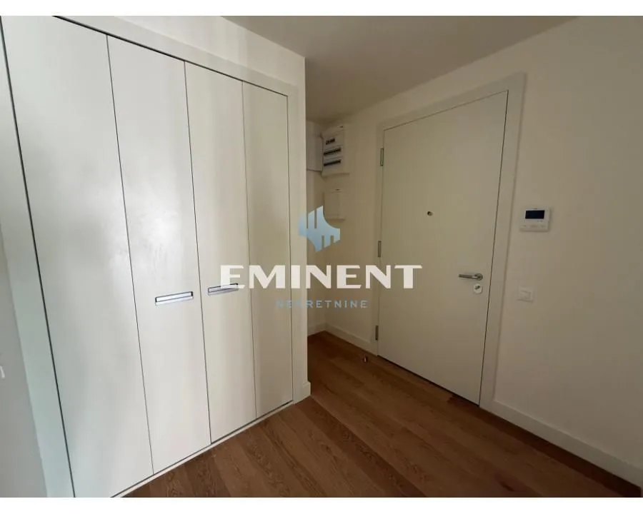 Sale, three bedroom apartment, 74m², Novi Beograd Blok 67, Novi Beograd Sve Podlokacije