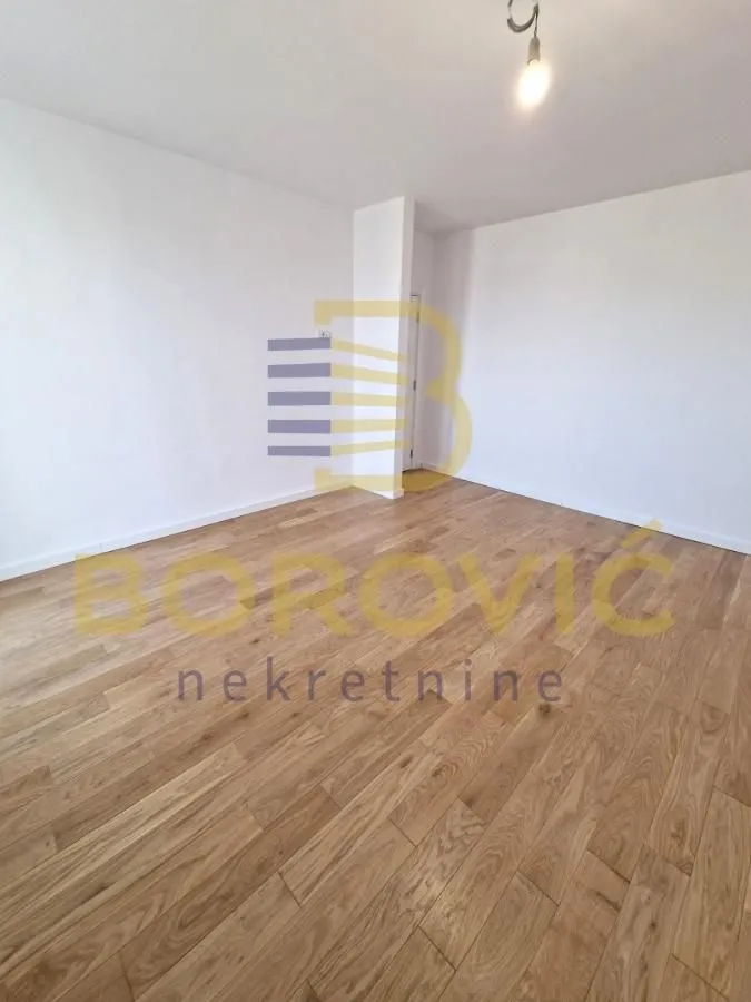 Prodaja, četvorosoban stan, 95m², Novi Beograd Blok 37, Novi Beograd Sve Podlokacije