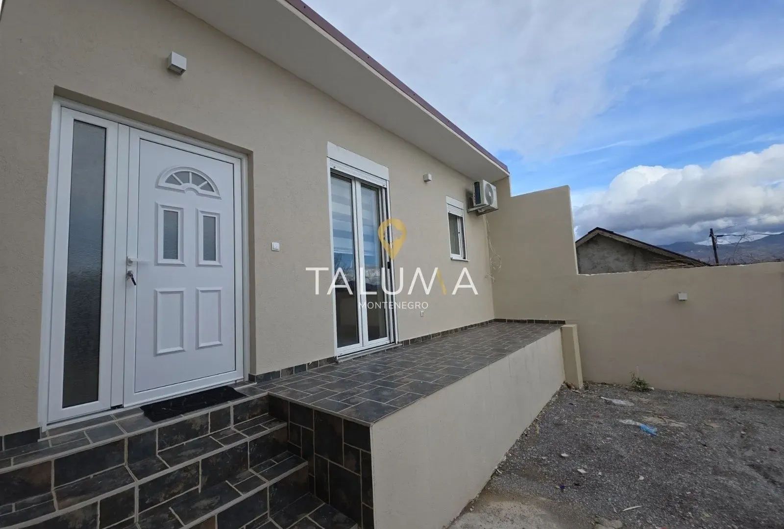Rent, house, 100m², Malo Brdo, Podgorica