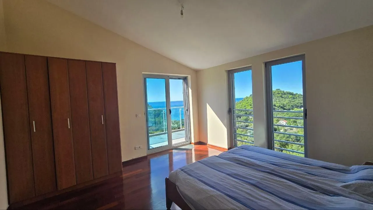 Sale, two bedroom apartment, 93m², Petrovac, Budva