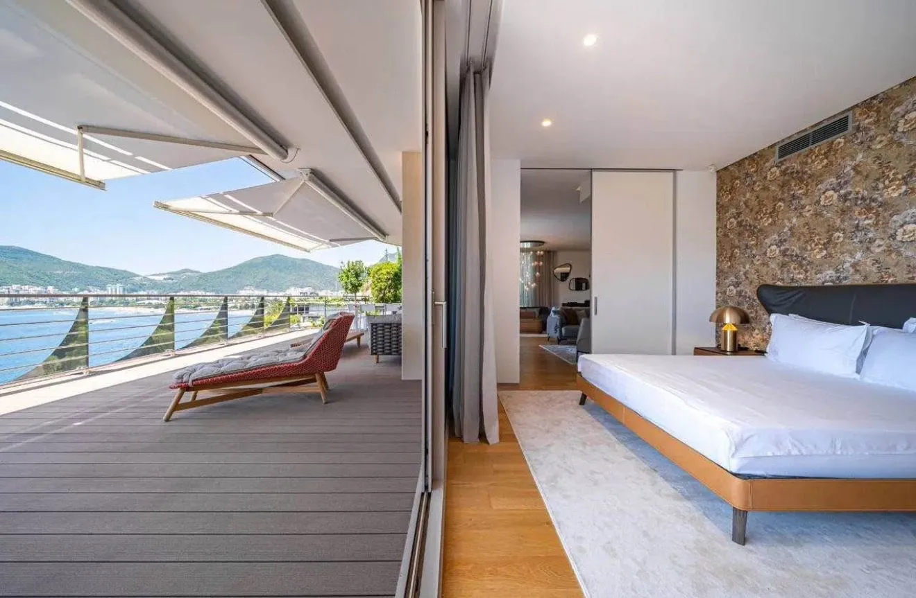 Sale, three bedroom apartment, 500m², Dukley Gardens, Budva