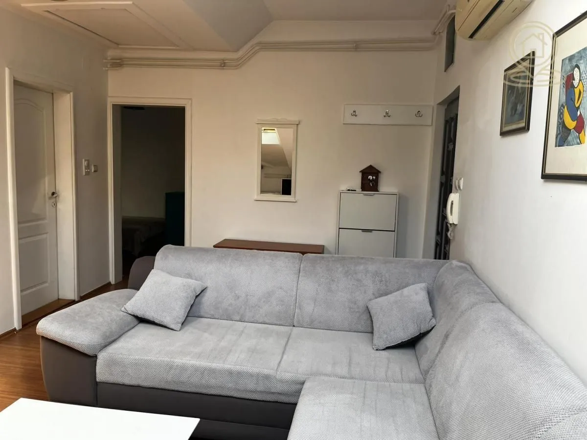 Izdavanje, dvosoban stan, 60m², Liman 1, Novi Sad Sve Podlokacije