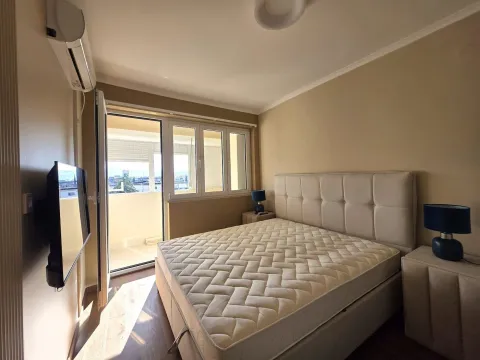 Rent, two bedroom apartment, 75m², Preko Morače, Podgorica - image 6