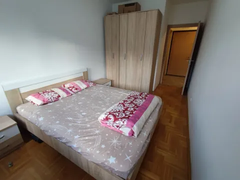 Rent, one bedroom apartment, 40m², Stari Aerodrom, Podgorica - image 6