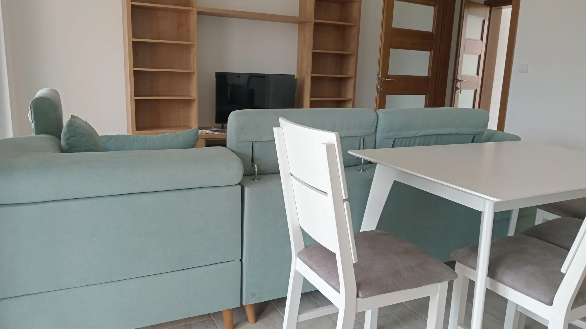 Rent, two bedroom apartment, 70m², Radanovići, Kotor