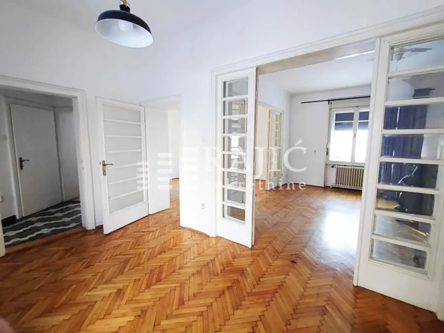 Rent, office space, 100m², Profesorska Kolonija, Palilula Sve Podlokacije