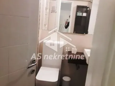 Izdavanje, trosoban stan, Sarajevska, Beograd - image 15