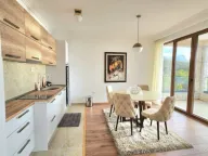 Izdavanje, kuća, 200m², Kuljače, Budva - image 2