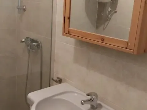 Izdavanje, kuća, 80m², Petrovaradin, Novi Sad - image 11