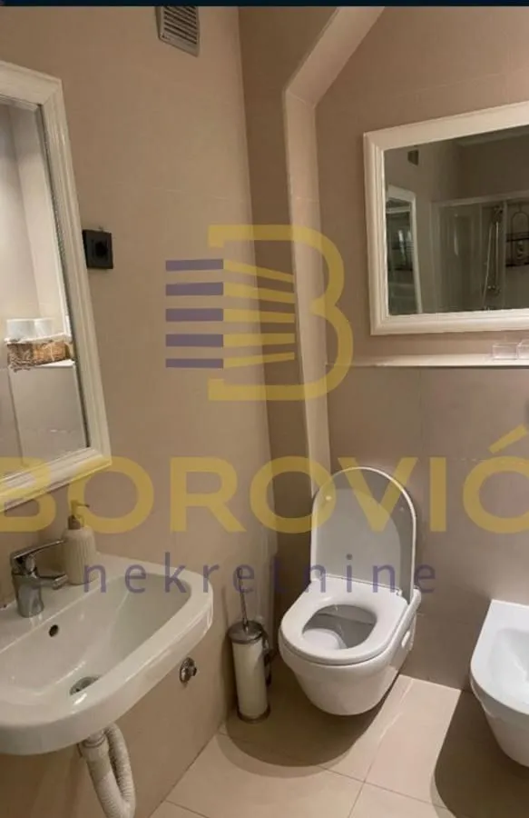 Sale, three bedroom apartment, 68m², Stari Grad, Beograd
