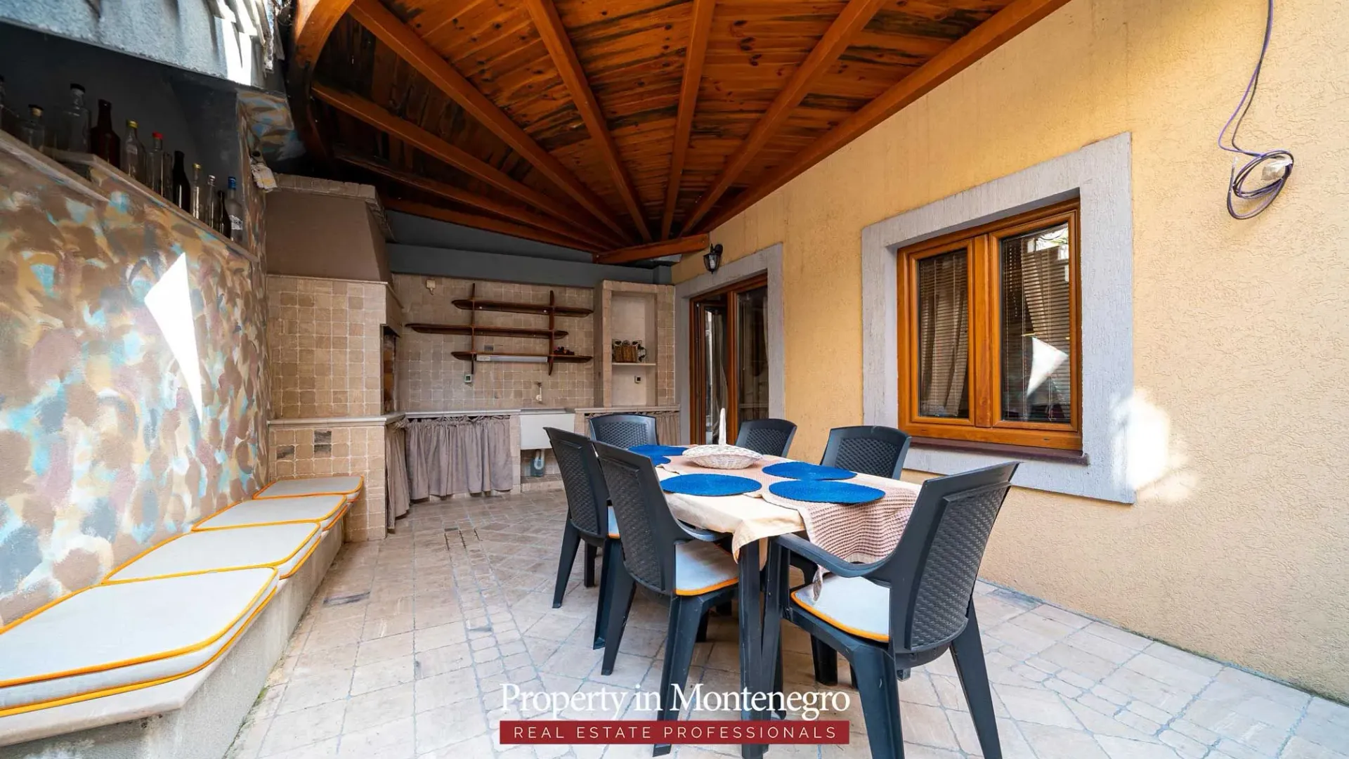 Sale, house, 266m², Kotor, Crna Gora