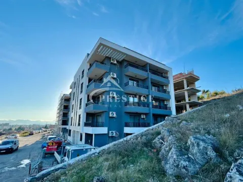 Prodaja, jednosoban stan, 57m², Gorica C, Podgorica - image 10