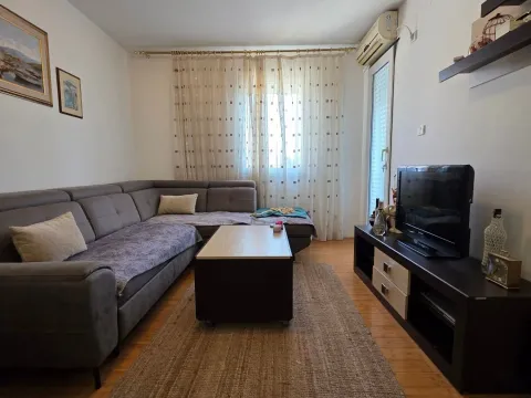 Rent, one bedroom apartment, 41m², Zabjelo, Podgorica - image 1