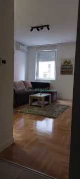 Izdavanje, dvosoban stan, 50m², Centar, Novi Sad - image 14