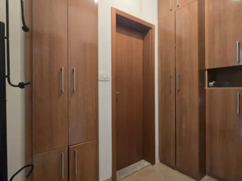 Izdavanje, jednosoban stan, 54m², Zagorič, Podgorica - image 6