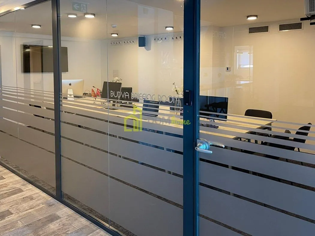 Rent, office space, 705m², Zeta, Podgorica